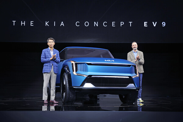 기아, 부산모터쇼 '콘셉트 EV9' 첫 공개...내년 4월 출시