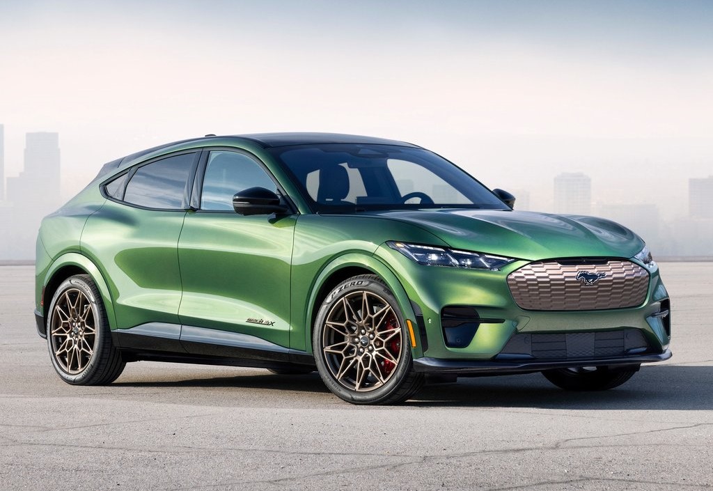 포드 머스탱 마하-E GT가 새로운 캘리포니아 스페셜 에디션을 선보입니다. 하지만 이것이 전기차 최고의 업그레이드일까요? 포드 머스탱 마하-E GT가 새로운 캘리포니아 스페셜 에디션을 선보입니다. 하지만 이것이 전기차 최고의 업그레이드일까요?