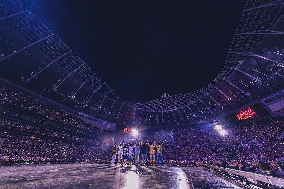"K팝도 골 넣었다" 스트레이 키즈, 토트넘 스타디움 2회 전석 매진 | 인스티즈