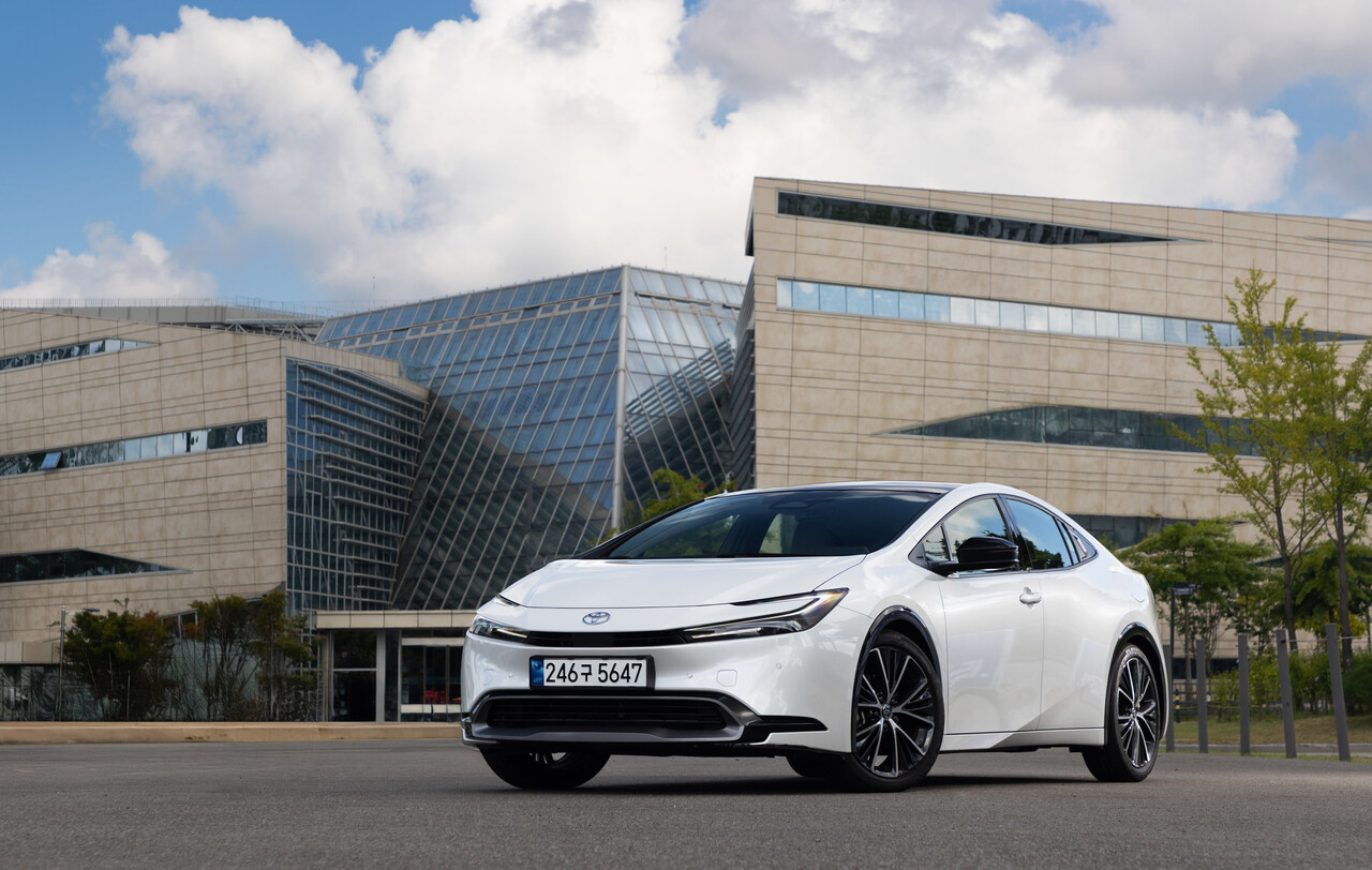 토요타코리아, ‘26년형 프리우스 HEV AWD XLE’ 