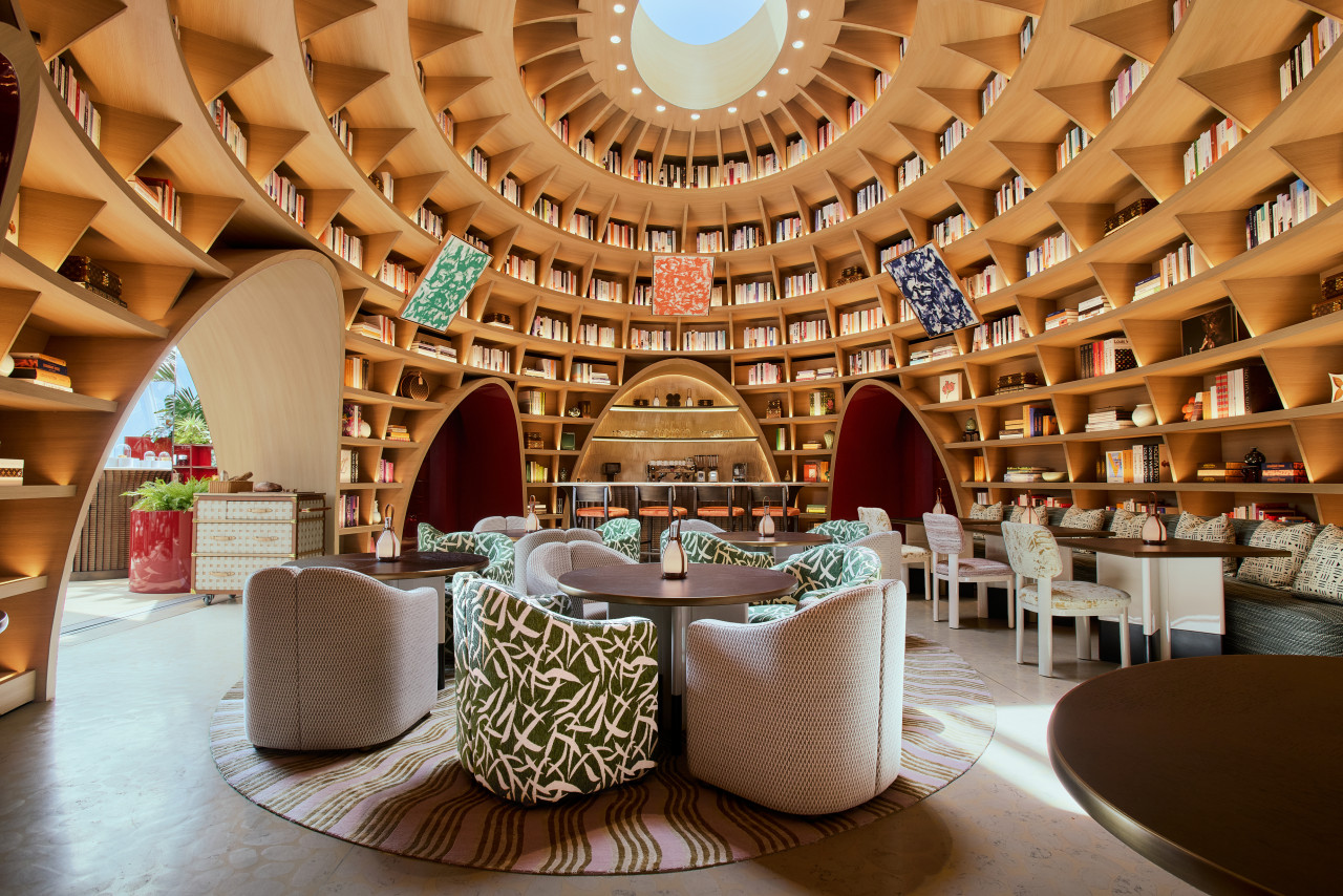 '르 카페 루이비통'