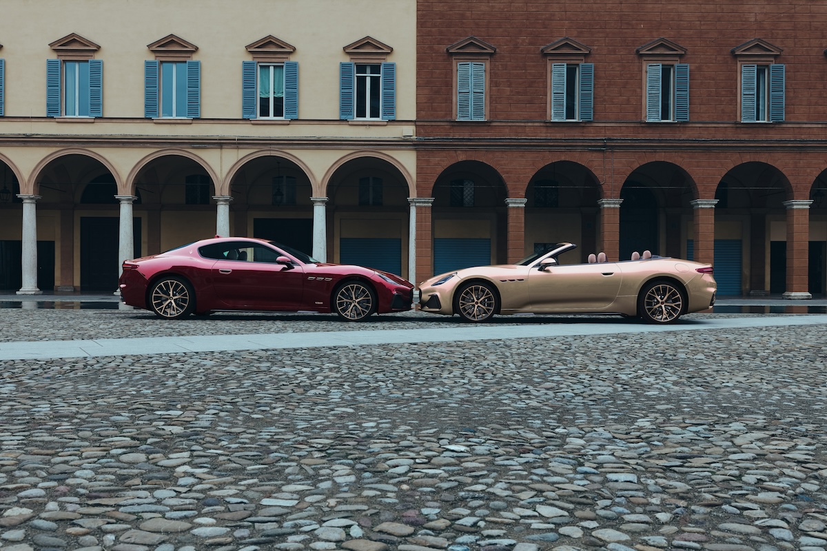 마세라티 고성능 GT (좌)그란투리스모 (우)그란카브리오