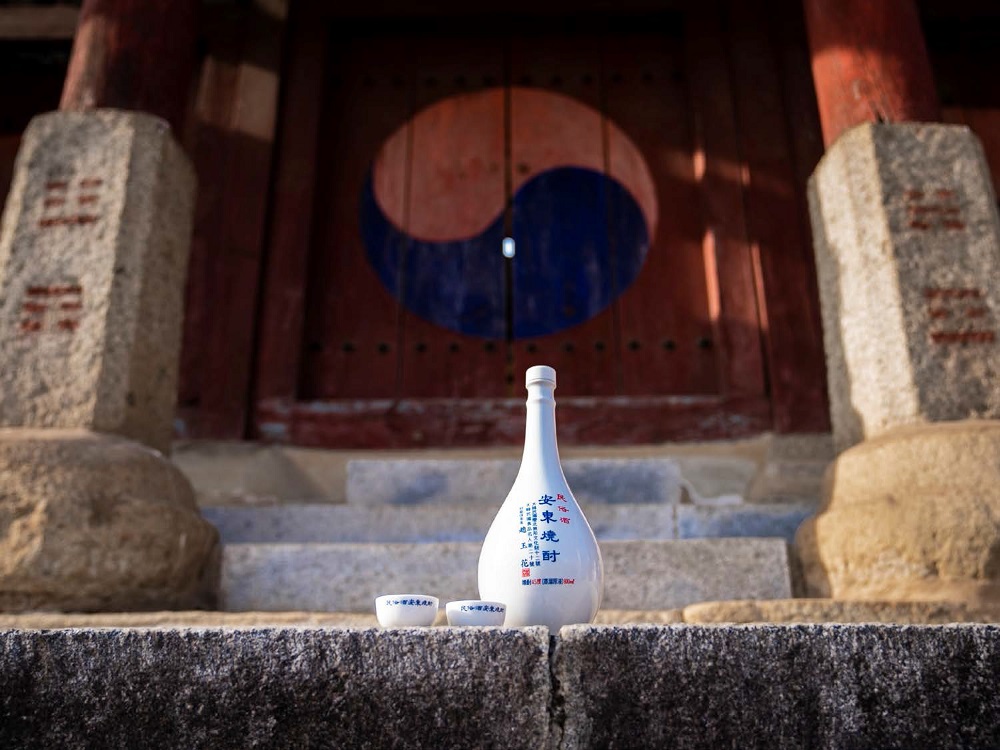 `조옥화 안동소주` 해외 진출 확대...선양 ‘말차 소주’로 MZ 공략